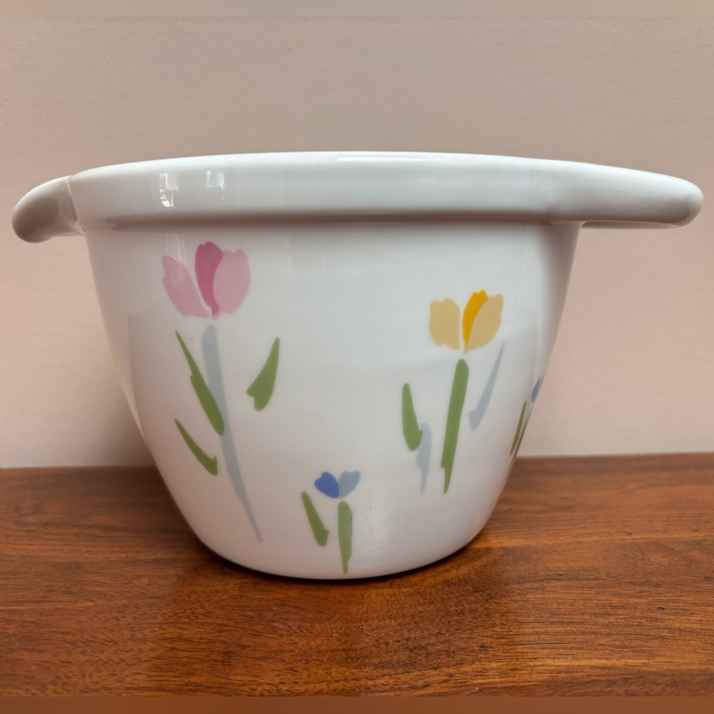 Studio Nova “ Fresh Mint “ Batter Bowl